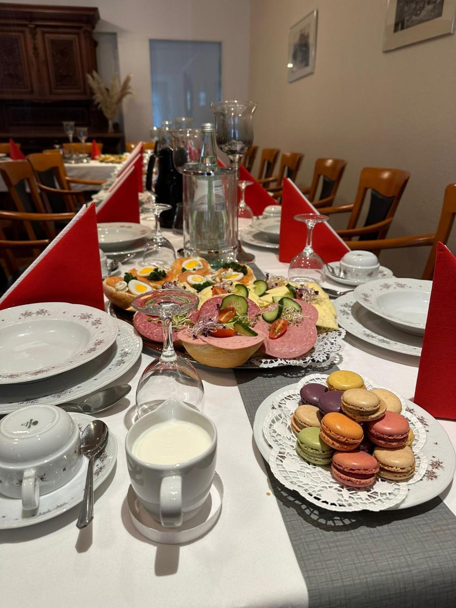 Hotel Zu Den Linden Wachtberg Dış mekan fotoğraf