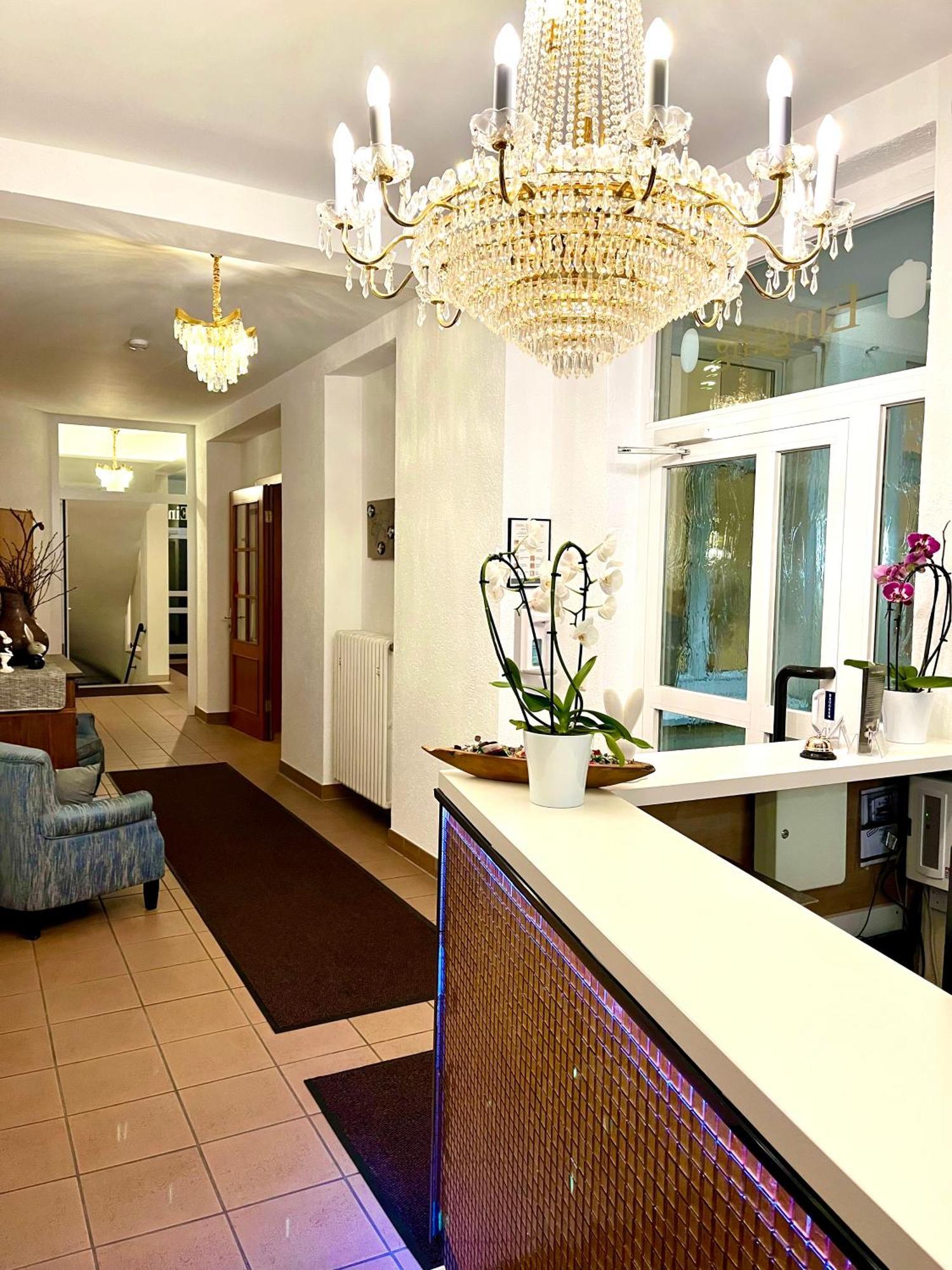 Hotel Zu Den Linden Wachtberg Dış mekan fotoğraf